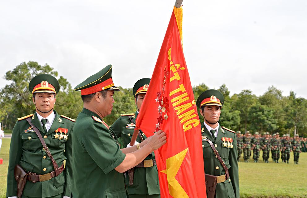 Sư đoàn 330, Quân khu 9 đón nhận Huân chương Bảo vệ Tổ quốc hạng Nhì